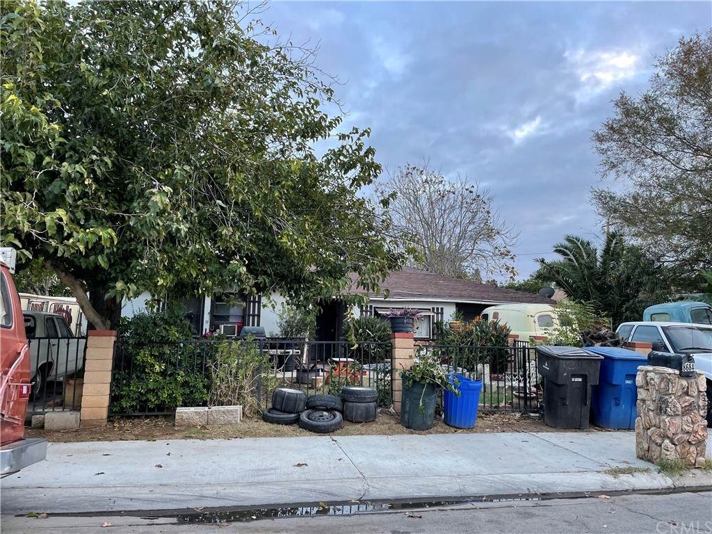 8684 Jo Jo Way - Photo 1