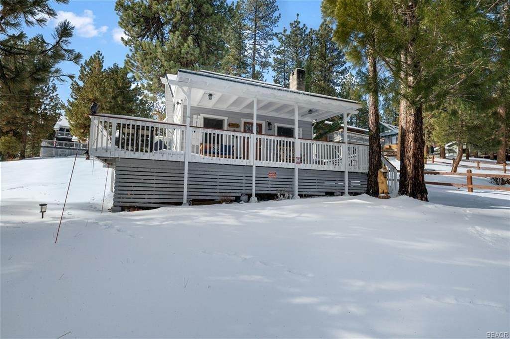 618 Chipmunk Lane - Photo 1