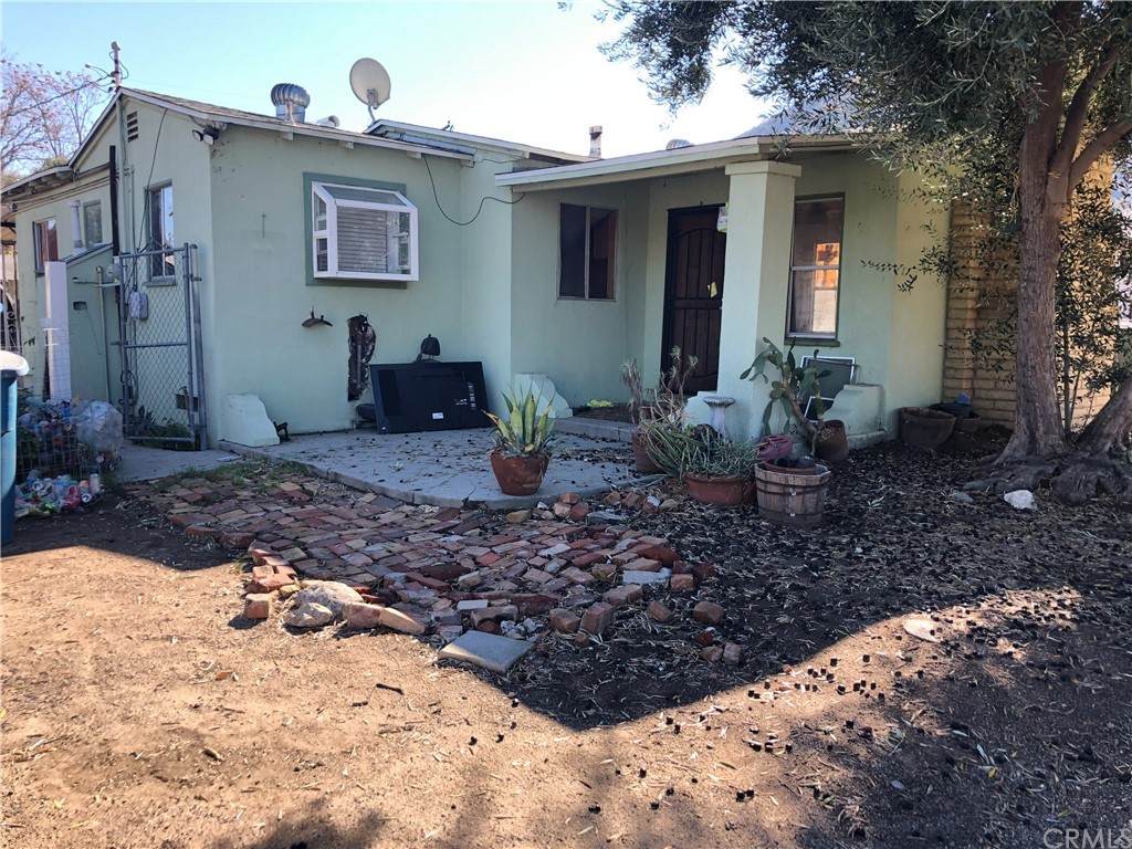 33040 Dowman Street - Photo 1