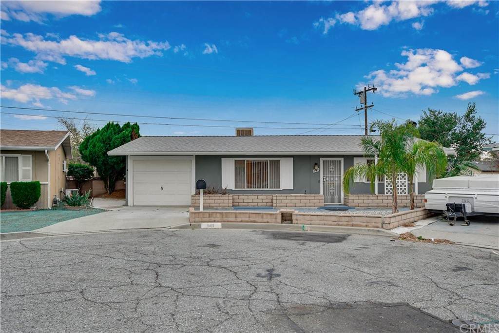 141 Mary Lane - Photo 1