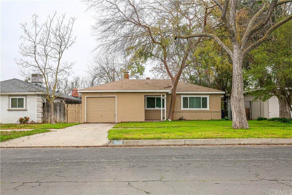 1012 25th Street - Photo 1