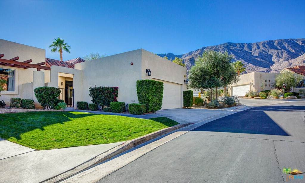 247 Canyon Circle - Photo 1