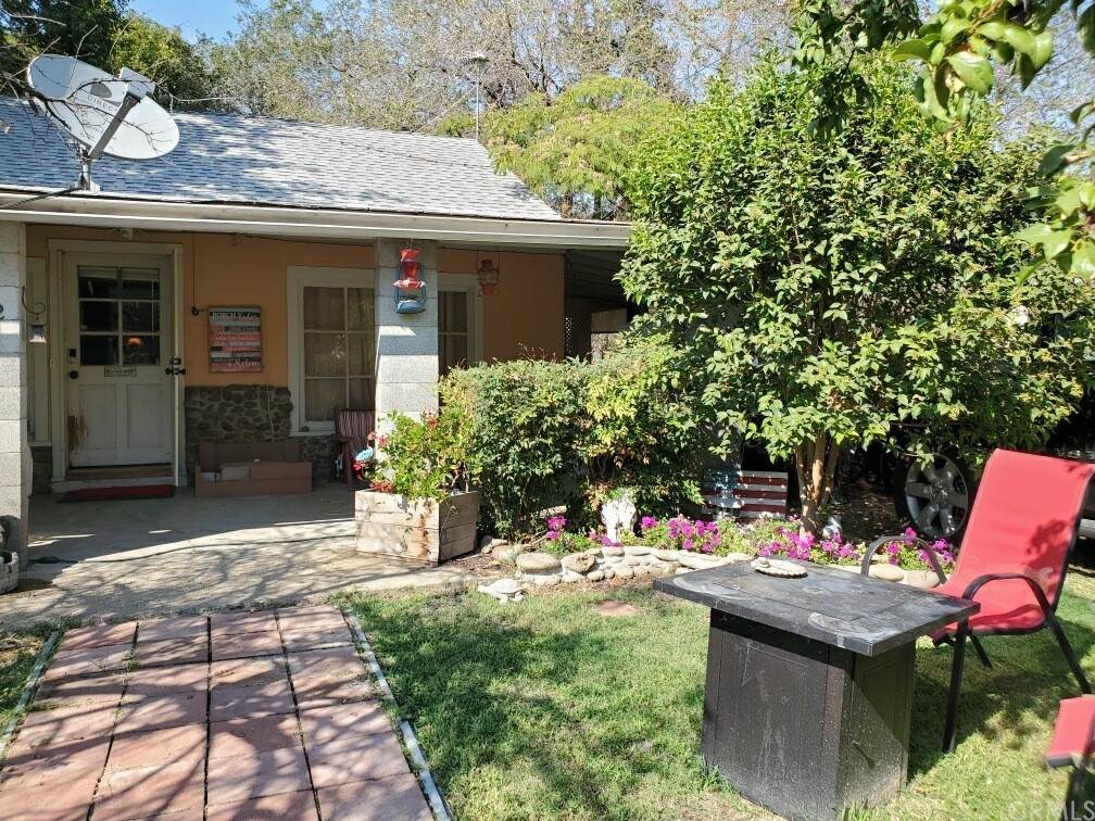 25092 3rd Avenue - Photo 1