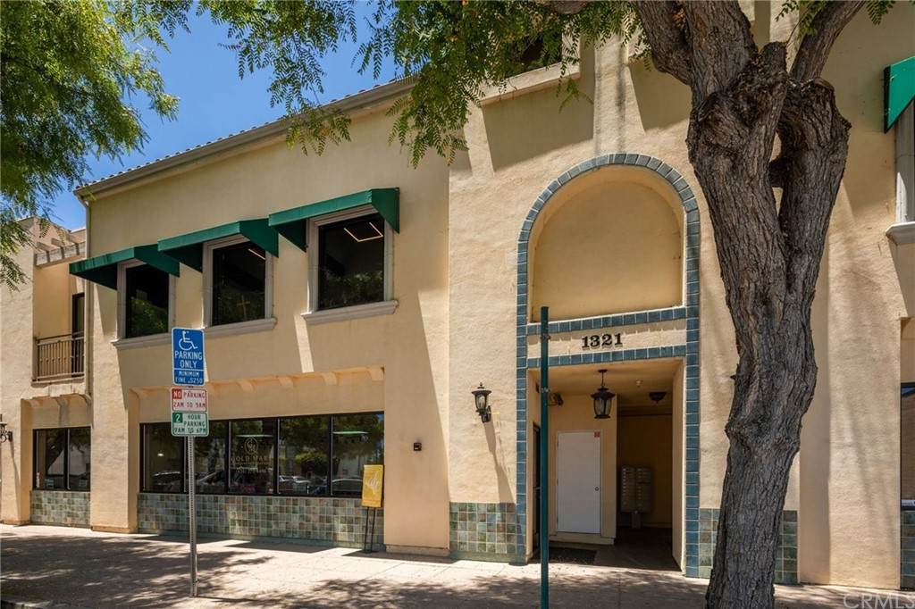 1321 Post Avenue - Photo 1