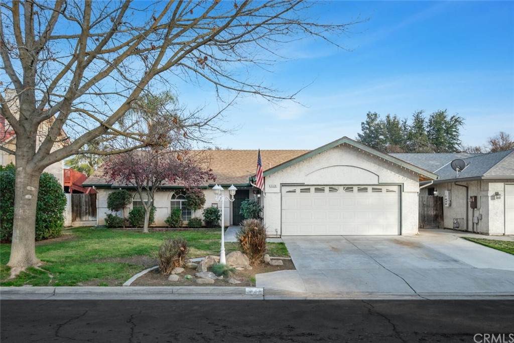 3328 Dante Avenue - Photo 1