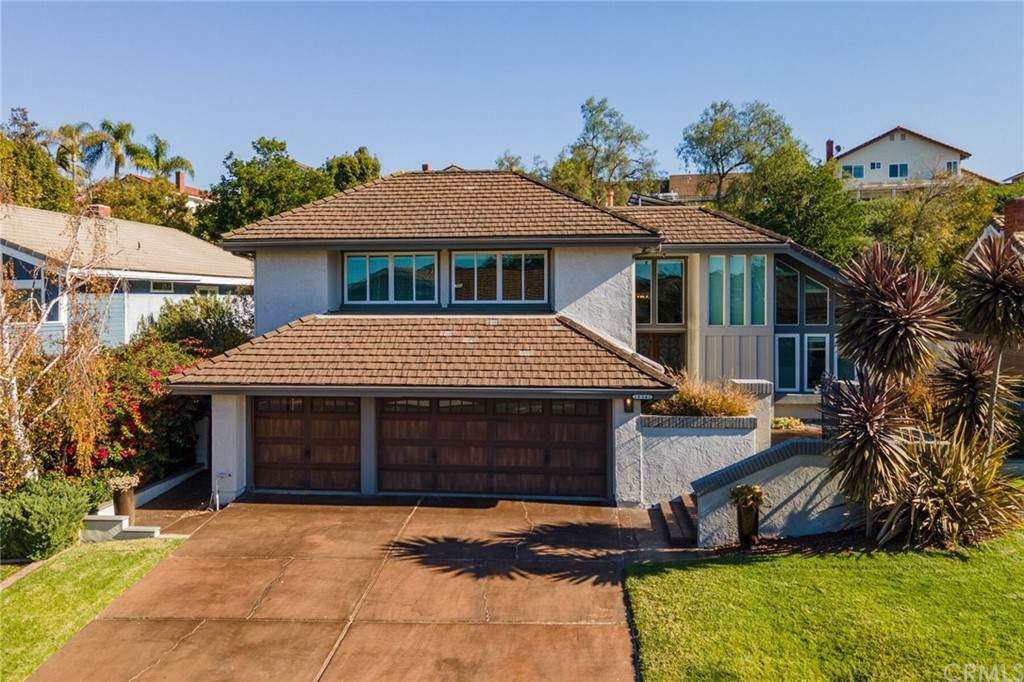 28542 Silverton Drive - Photo 1