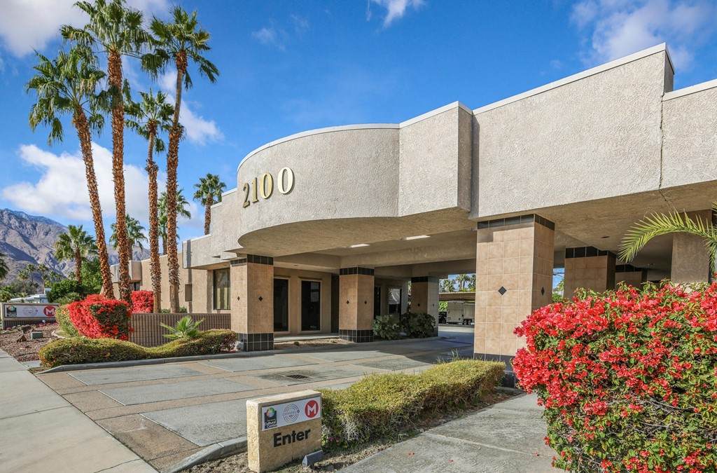 2100 Tahquitz Canyon Way - Photo 1