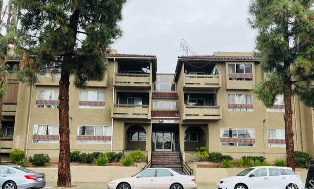 14819 Downey Ave - Photo 1