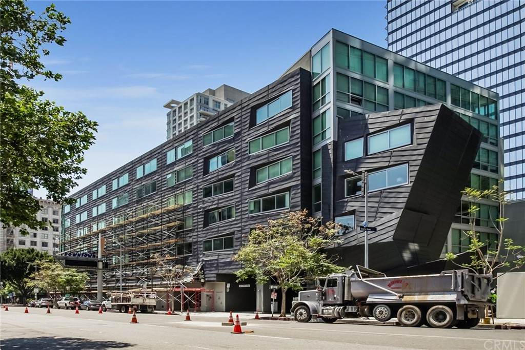 901 Flower Street - Photo 1