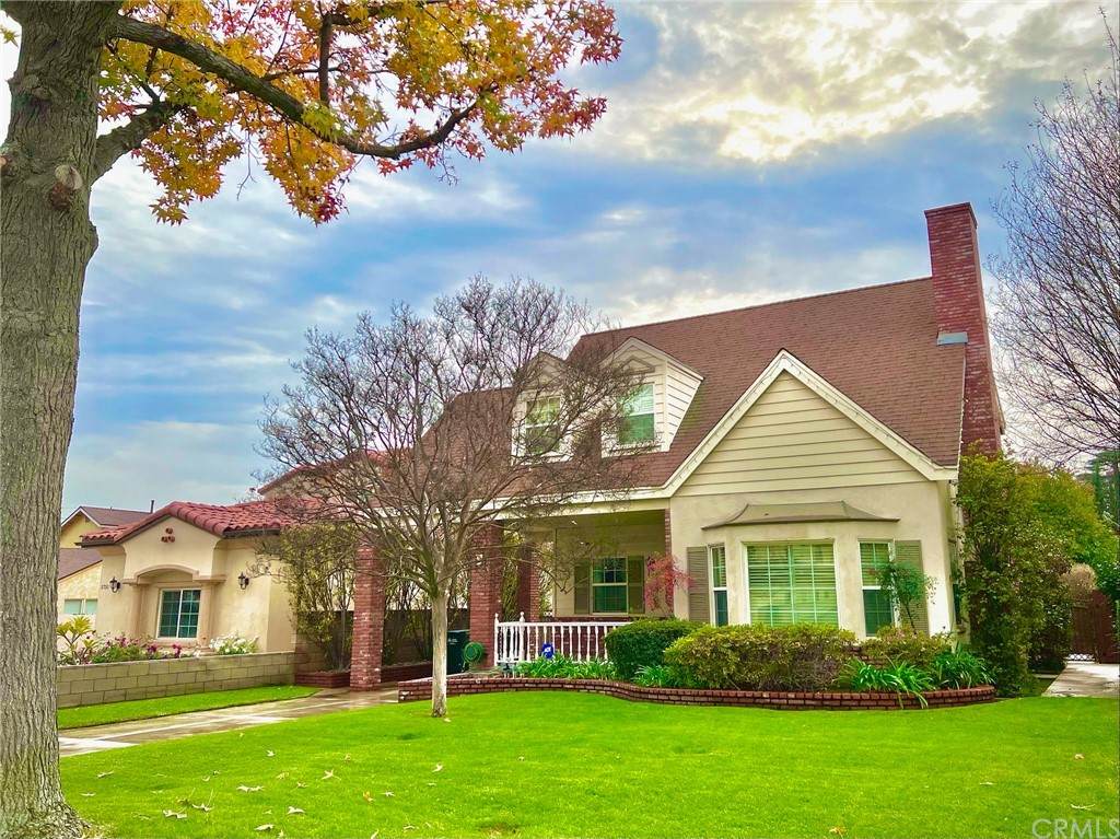 5753 Rowland Avenue - Photo 1