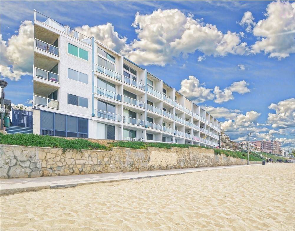 615 Esplanade - Photo 1