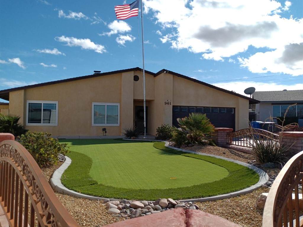 941 Cholla Drive - Photo 1