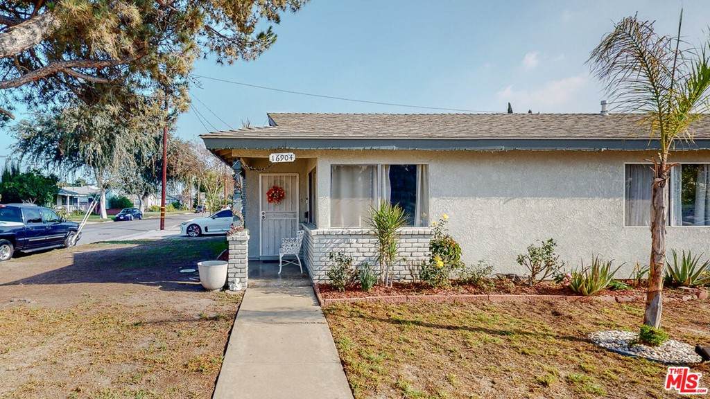 16904 Virginia Avenue - Photo 1