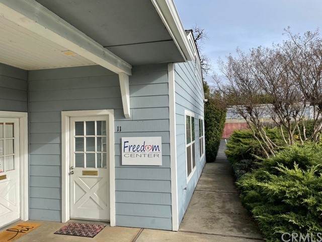 562 Manzanita Avenue - Photo 1