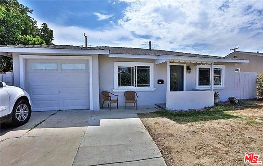 2023 Hickory Street - Photo 1