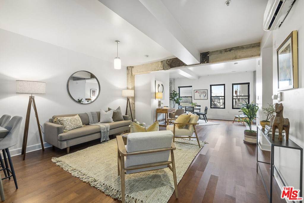 416 Spring Street - Photo 1