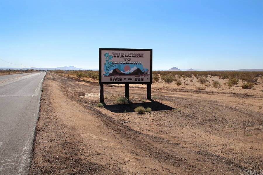 71568 Randsburg Mojave Rd - Photo 1