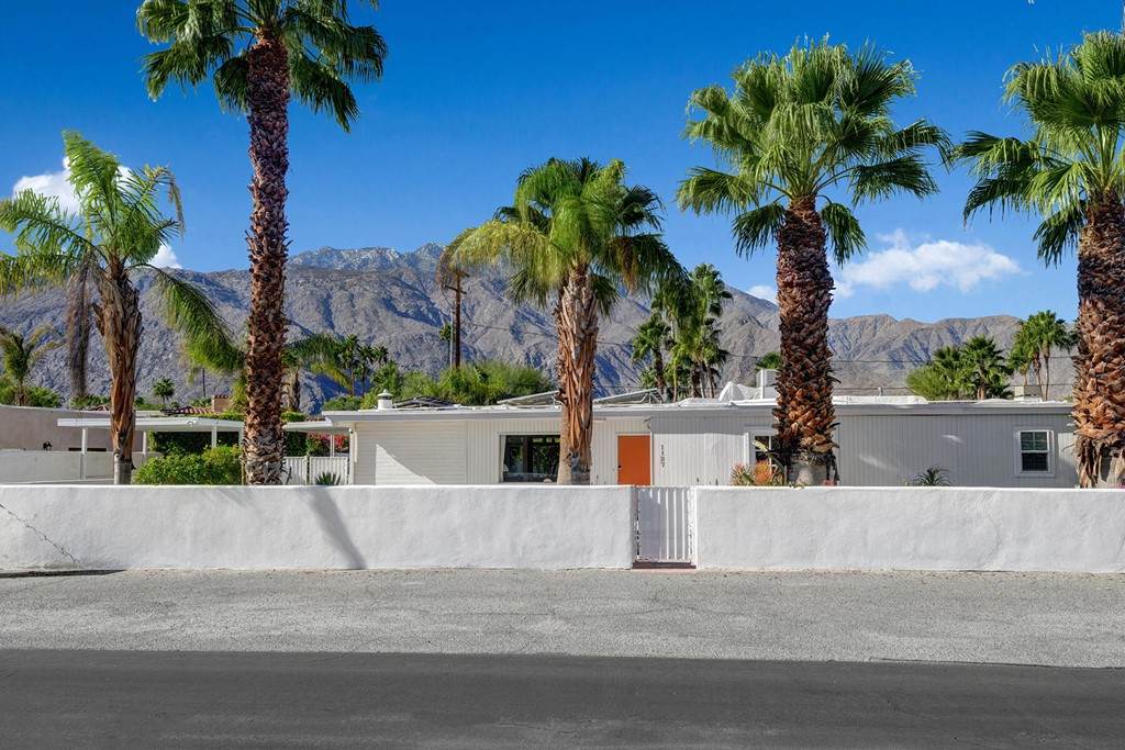 1127 Calle Rolph - Photo 1