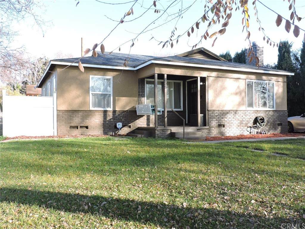 858 25th Street - Photo 1