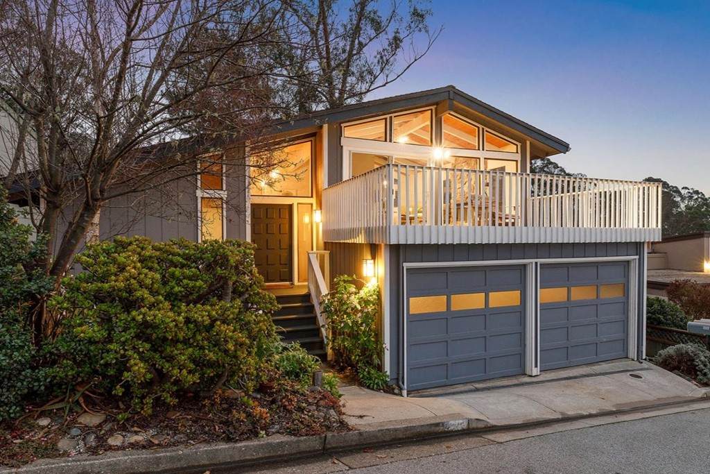 222 El Granada Boulevard - Photo 1