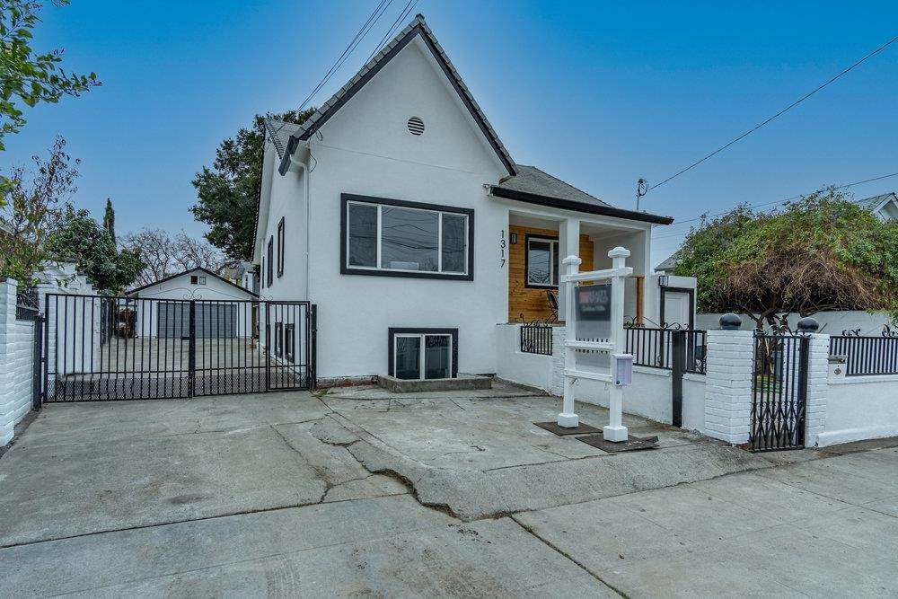 1317 Almaden Avenue - Photo 1