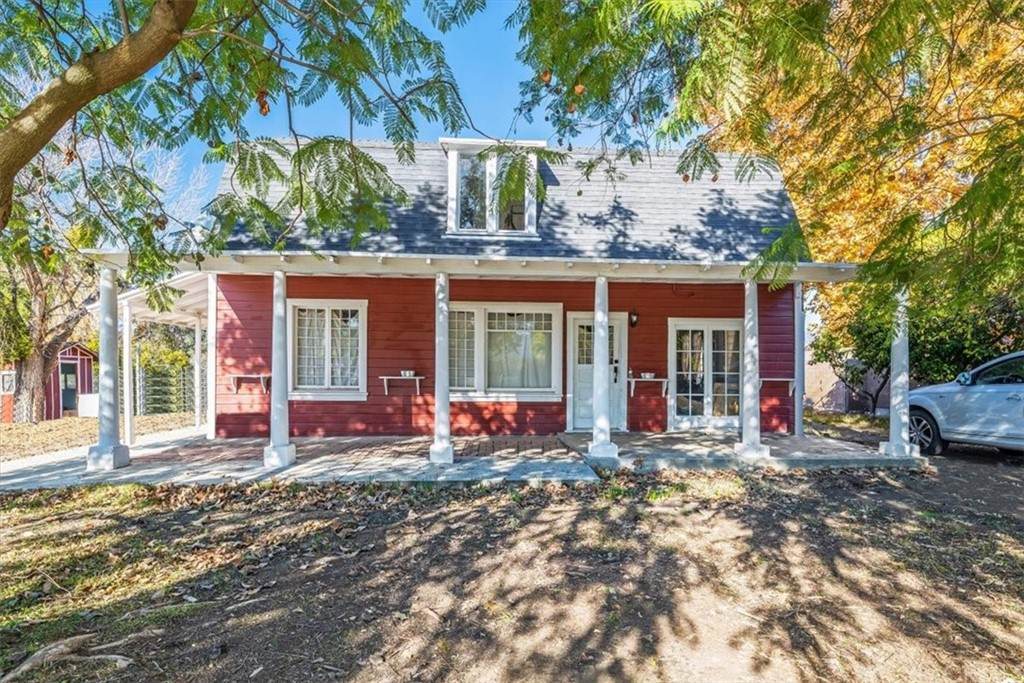 43240 Johnston Avenue - Photo 1