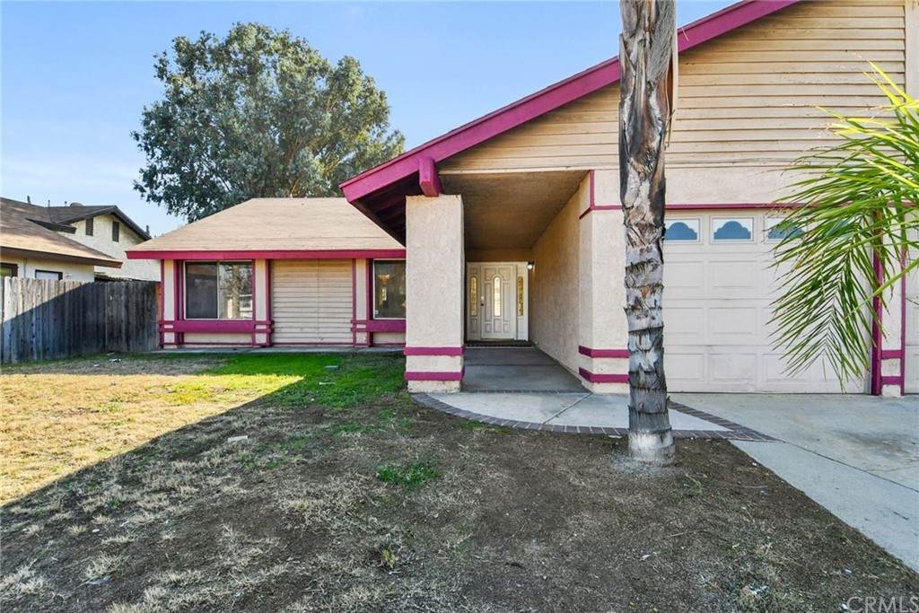 24569 Vandenberg Drive - Photo 1