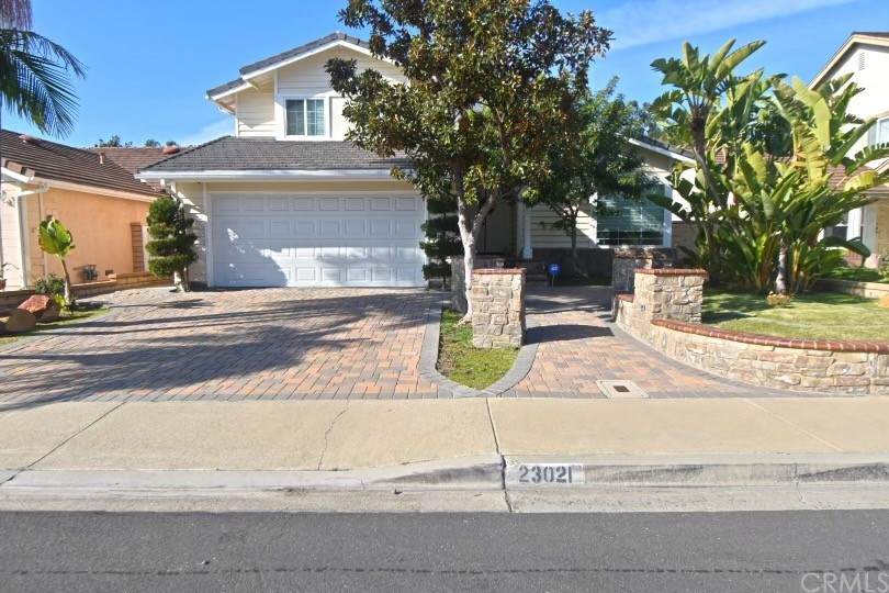 23021 Ashwood - Photo 1