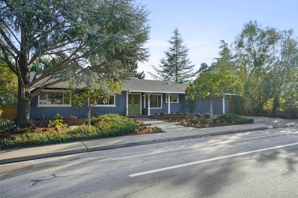 3811 Farm Hill Boulevard - Photo 1