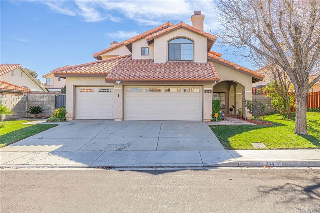 334 Alamosa Avenue - Photo 1