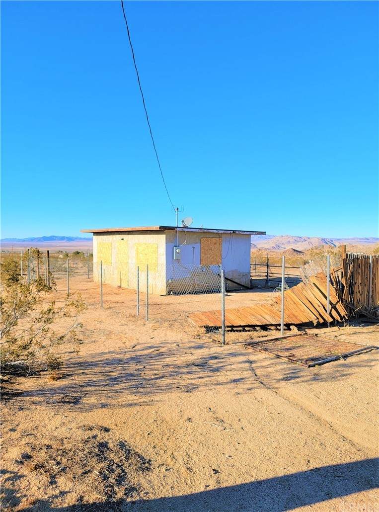 52231 Old Woman Springs Road - Photo 1