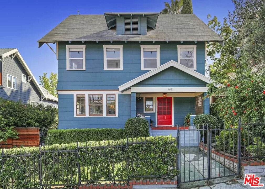 1442 Sunset Boulevard - Photo 1