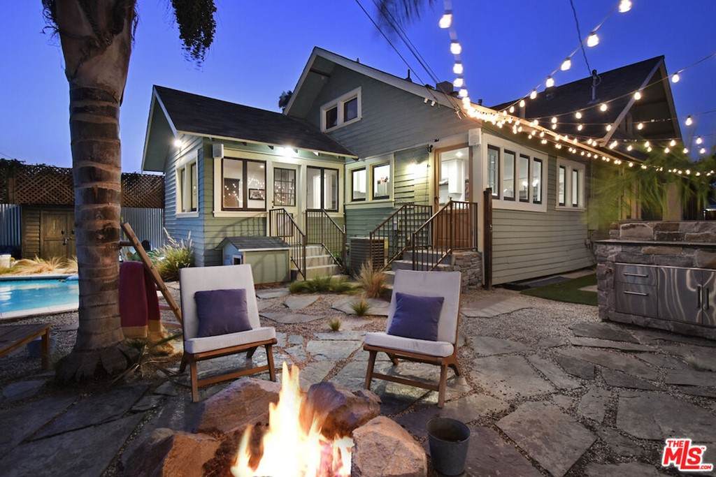 2122 29TH Street - Photo 1