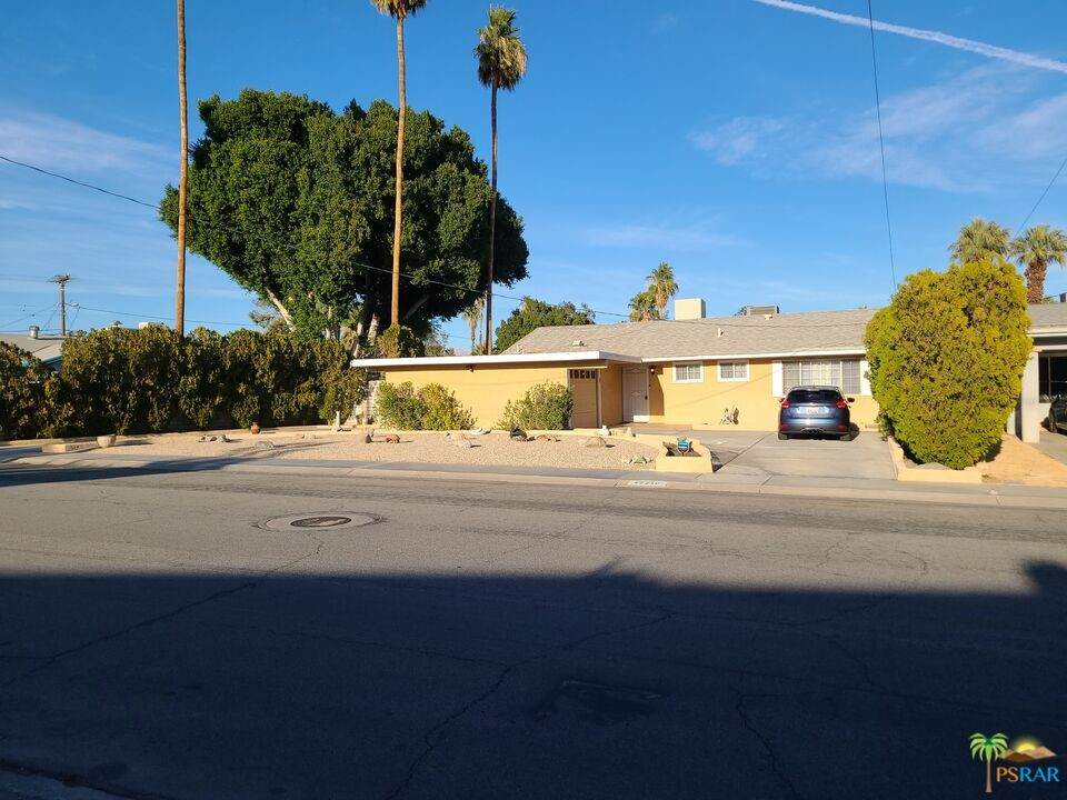 42240 Kansas Street - Photo 1