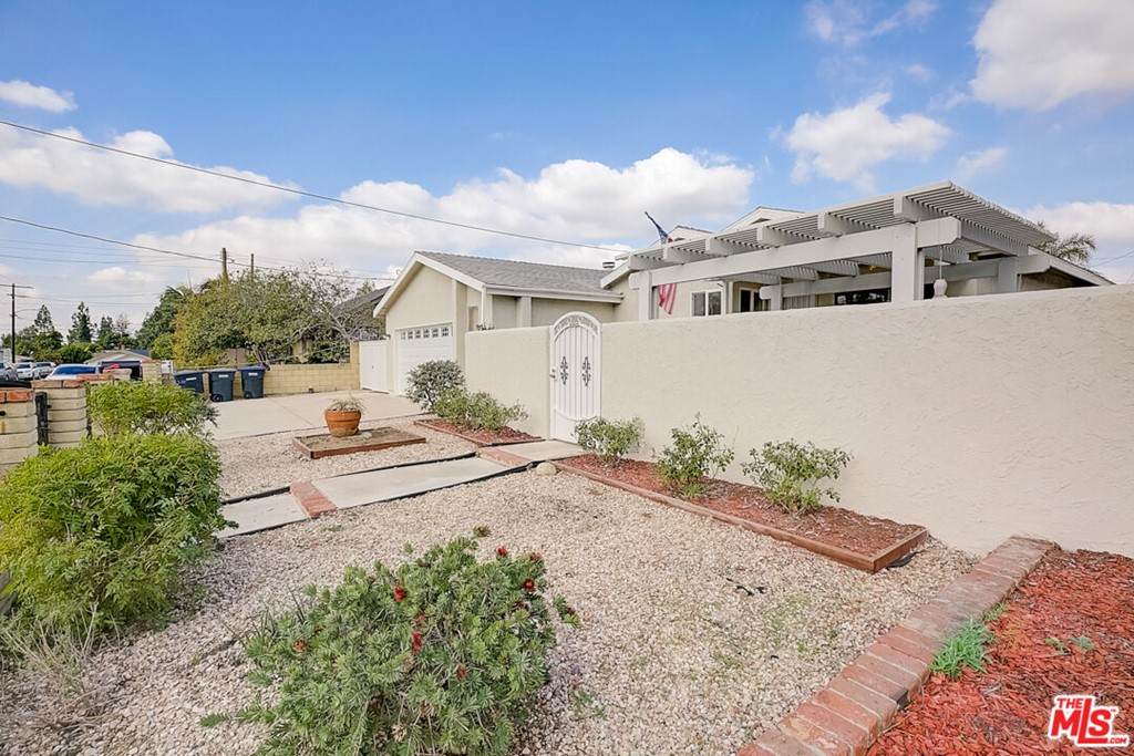 4543 Philo Avenue - Photo 1