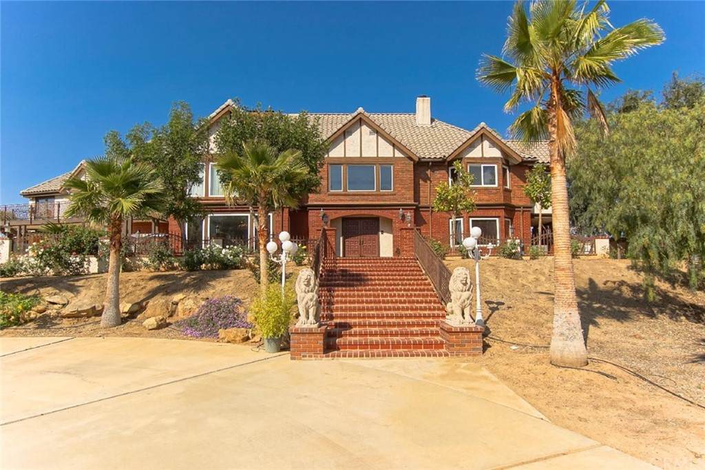 9490 Pats Point Drive - Photo 1