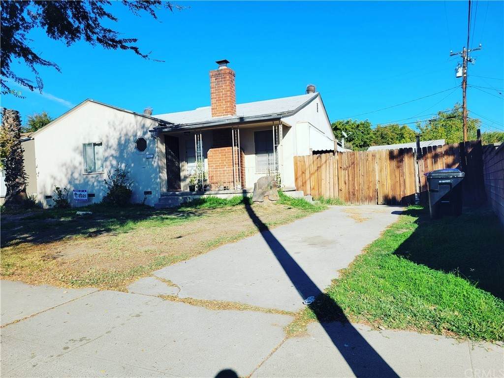 1649 Crestview Avenue - Photo 1