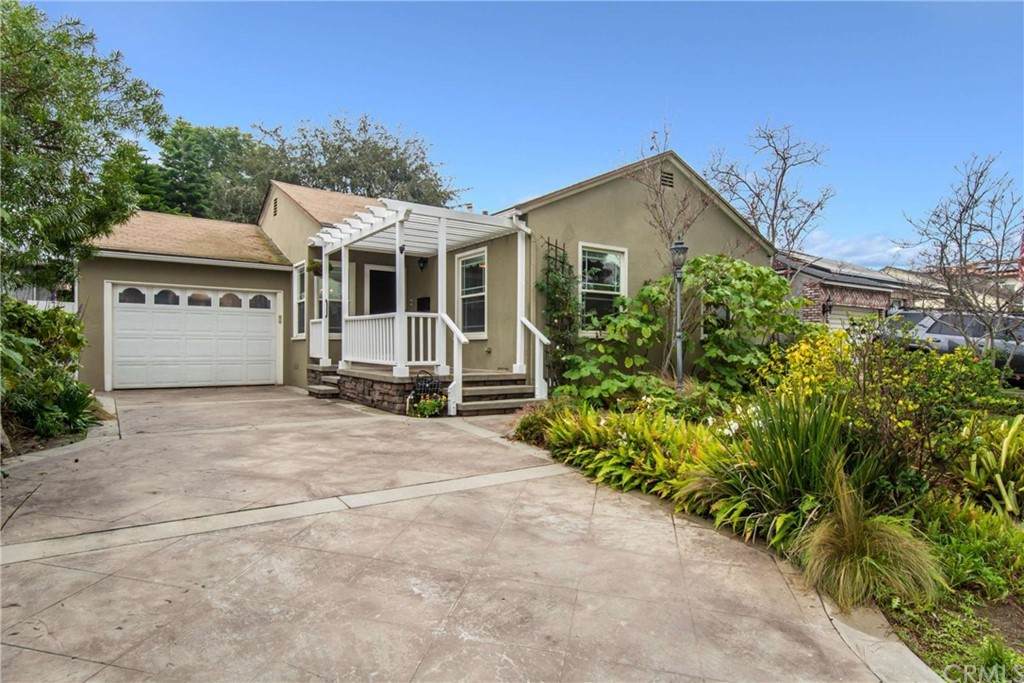5232 Premiere Avenue - Photo 1