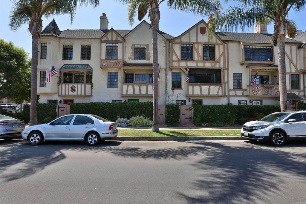 922 Eight Street - Photo 1