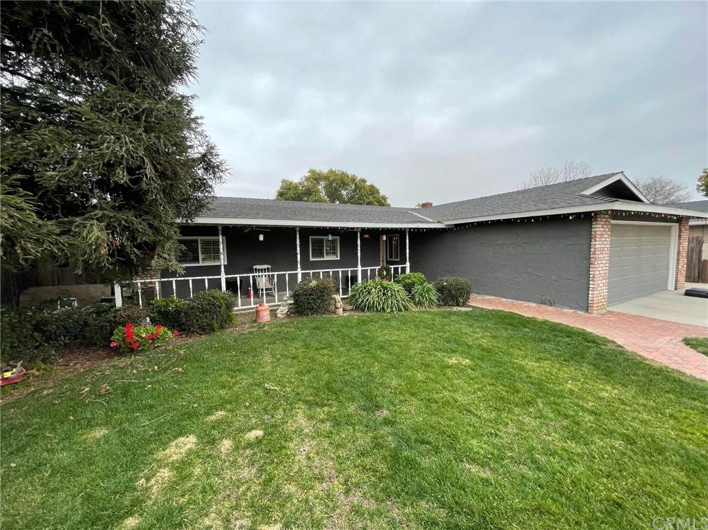 850 8th - Photo 1