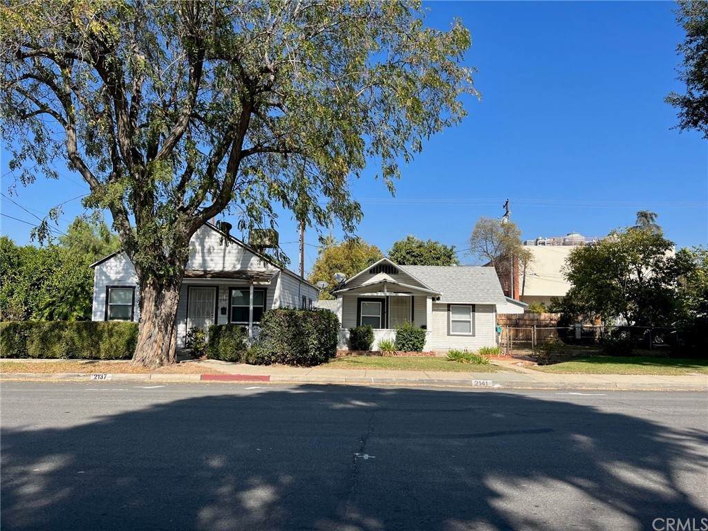 2137 2nd Street - Photo 1