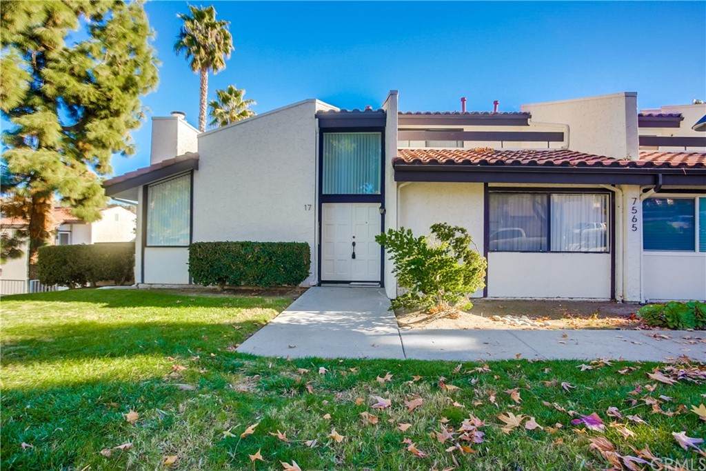 7565 Gibraltar Street - Photo 1