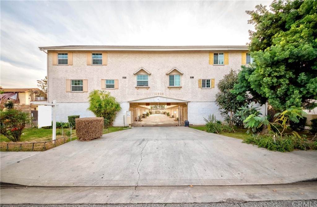 11908 Deana Street - Photo 1