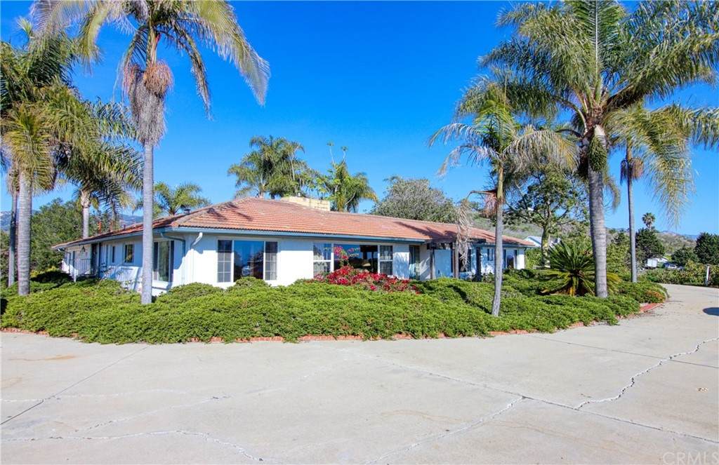 200 Ellwood Ridge Road - Photo 1