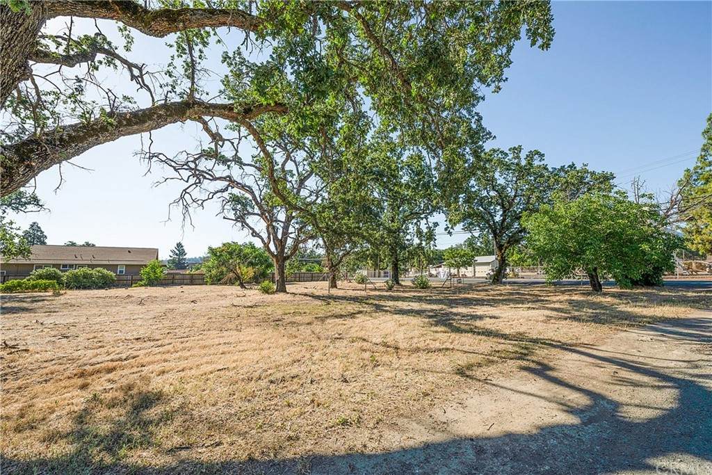 21094 Park Avenue - Photo 1