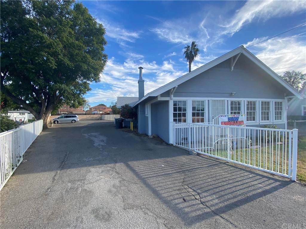 5524 Grand Avenue - Photo 1