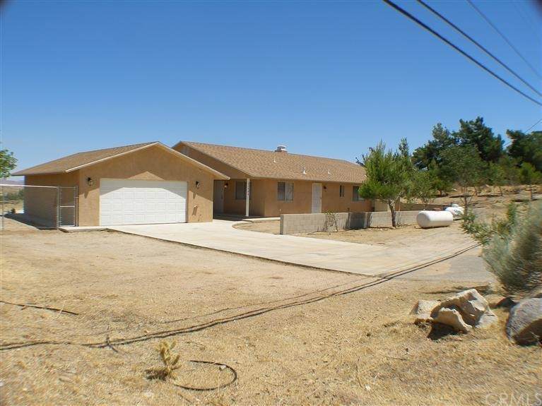 22686 Roundup Way - Photo 1