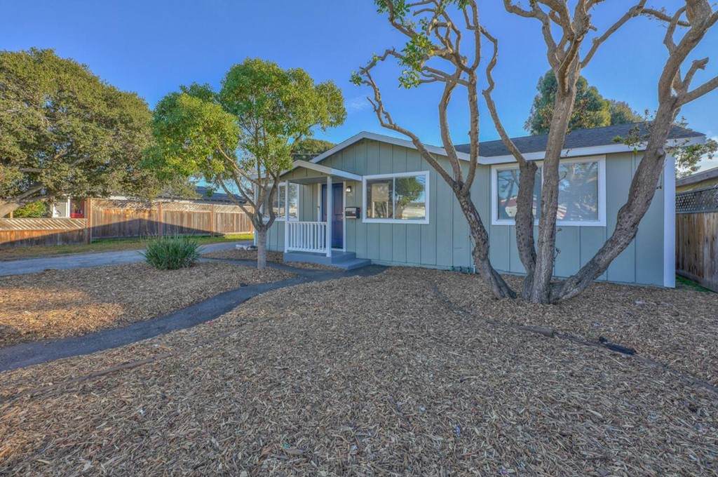 1028 Trinity Avenue - Photo 1