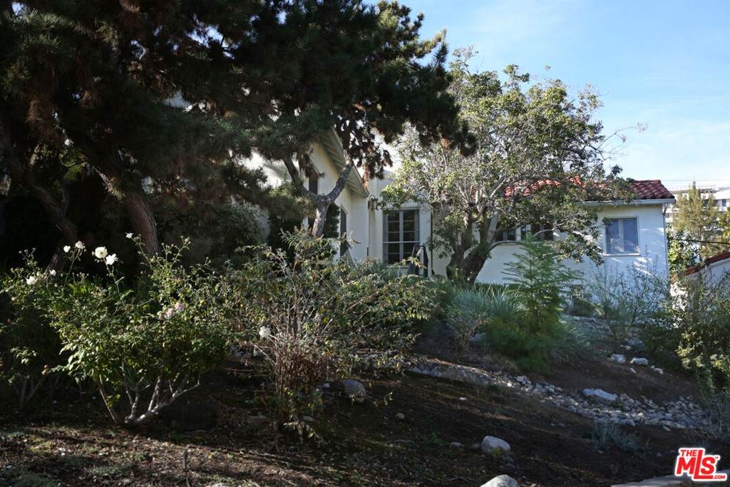 10603 Rochester Avenue - Photo 1
