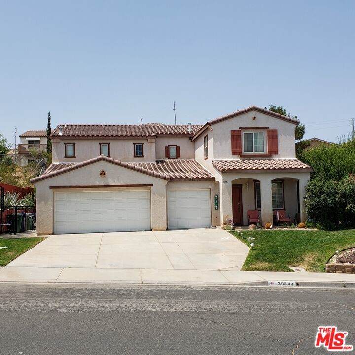 38343 Bonino Drive - Photo 1